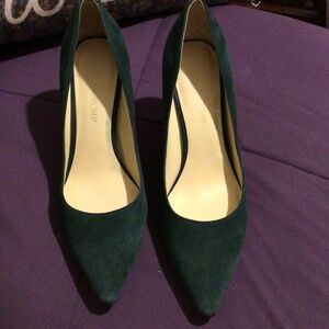 Preowned Forrest Green Ivanka Trump Pumps 7.5